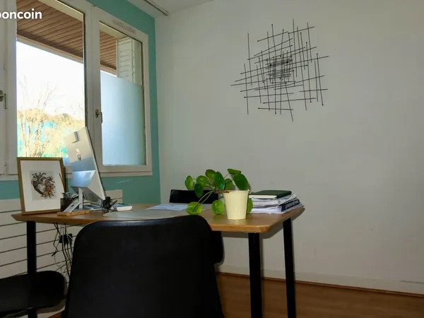 Bureaux 81 m² CLERMONT FERRAND