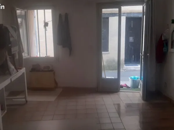 Appartement Location L'Isle-sur-la-Sorgue 2p 36m² 325€