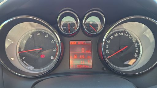 Opel Cascada 1.6 Turbo 170 BVA6 - Cosmo – 2016 – 123412 km – Essence – Boîte Automatique — photo 32