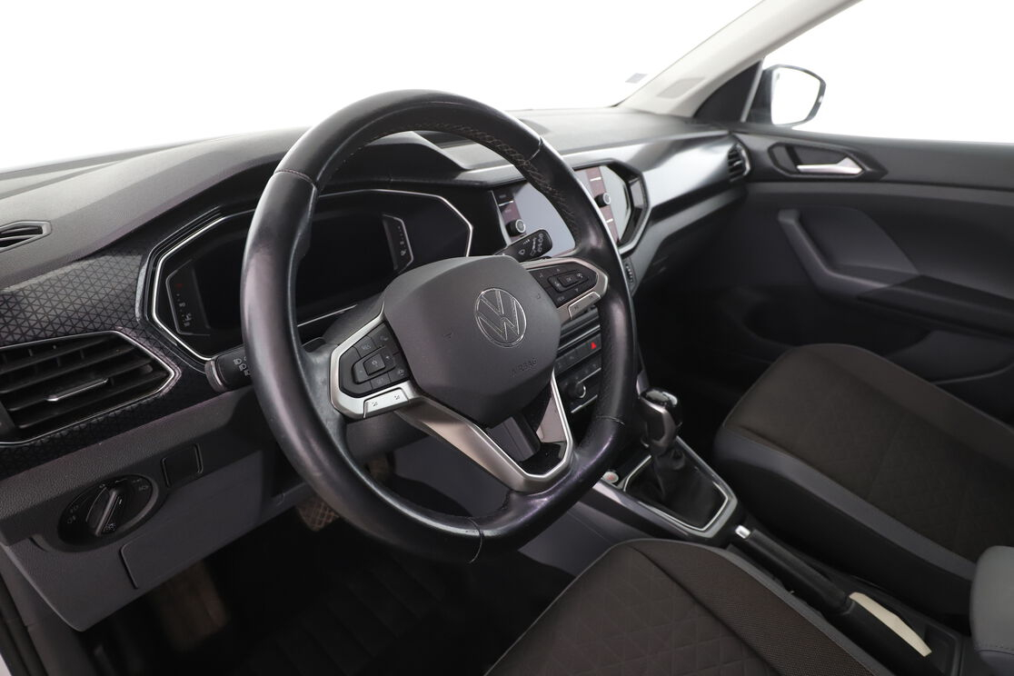 Volkswagen T-Cross 1.0 TSI Carat DSG — photo 10