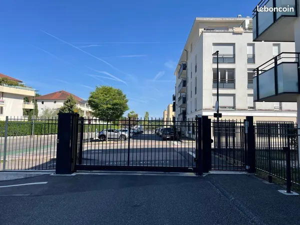 Location de place de parking couverte