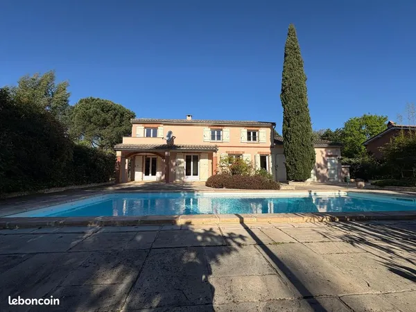 Maison 7 pièces 191 m²