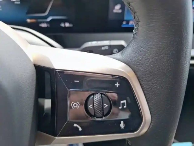 Bmw Ix xdrive50 523ch — photo 58