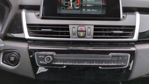 BMW Serie 2 Active Tourer 225xe 224 Plug in Hybrid BVA - Lounge – 2019 – 101838 km – Hybride rechargeable – Boîte Automatique — photo 13