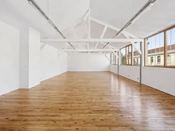 Bureaux 140 m²