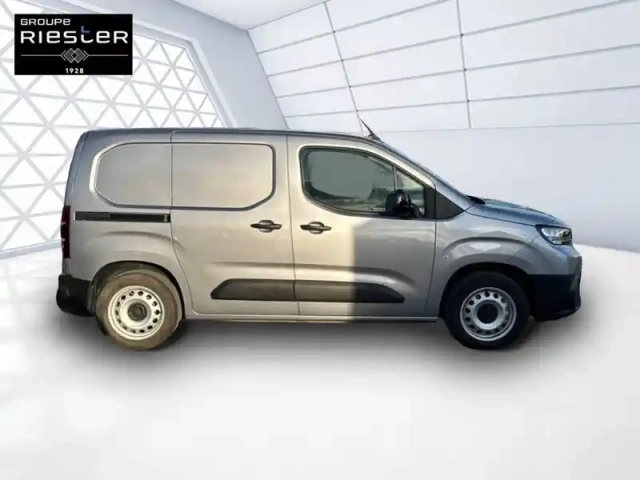 Toyota Proace city medium 1.5l 130 d-4d bva — photo 32