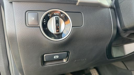 Mercedes Classe GL 350 3.0 CDI V6 4Matic 258 - Excecutive – 2014 – 200991 km – Diesel – Boîte Automatique — photo 24