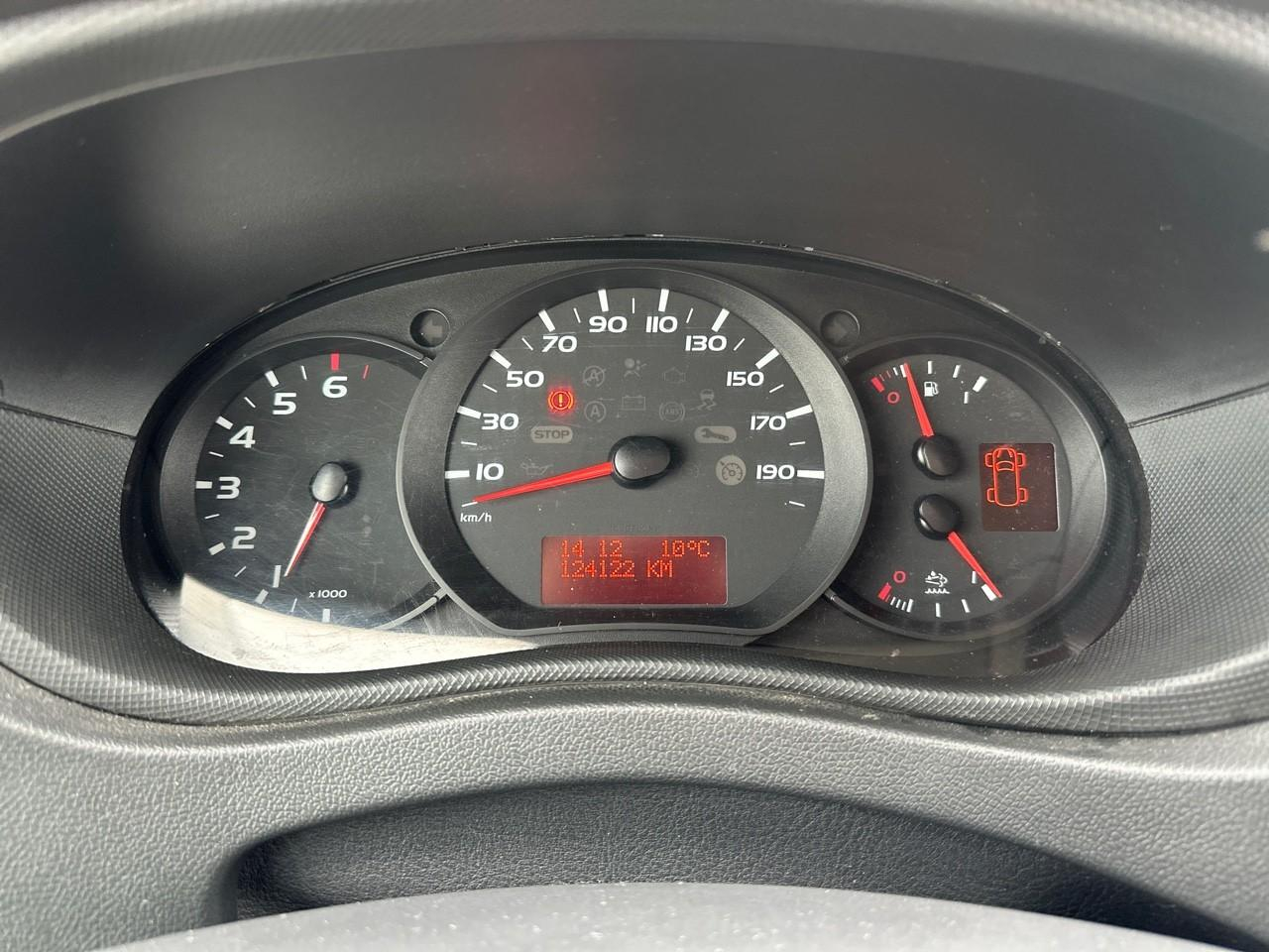 Renault Master fgn l2h2 3.3t 2.3 dci 110 e6 grand confort — photo 15