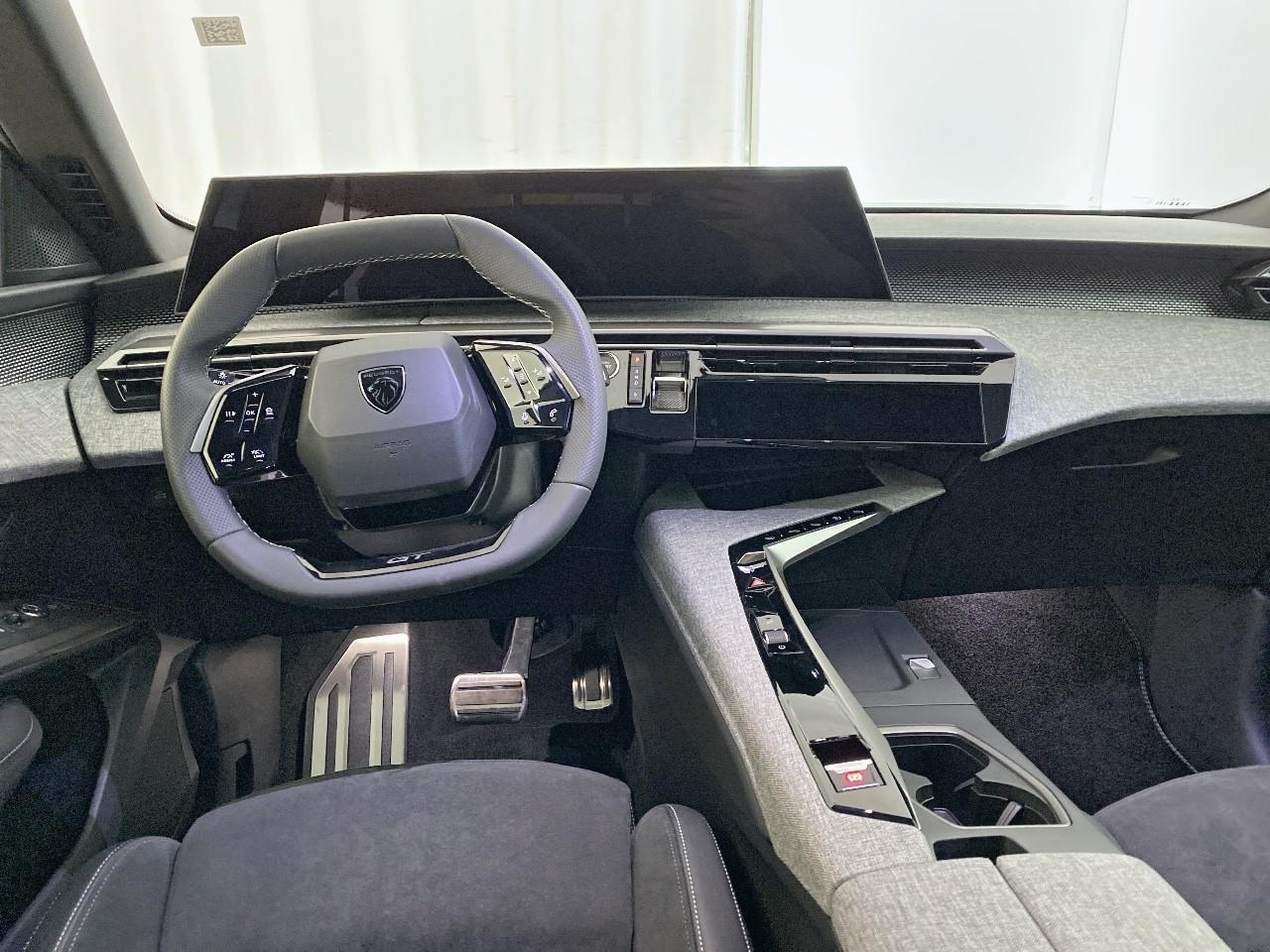 Peugeot 3008 plug-in hybrid 195 e-dcs7 gt — photo 8