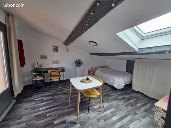 Loue Studio meublé centre ville Niort