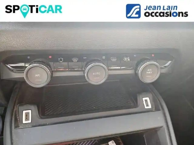 Citroën C4 e- 136 ch automatique — photo 18