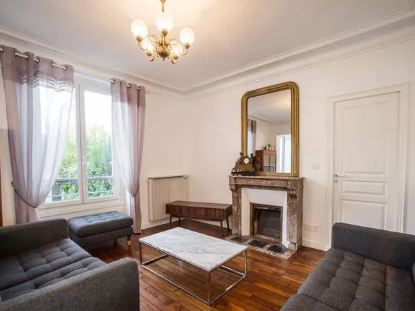 Maison 6 pièces 140 m²