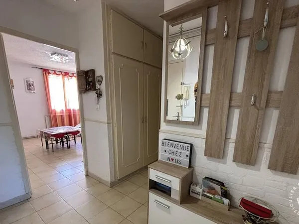 Appartement 6 pièces 107 m²