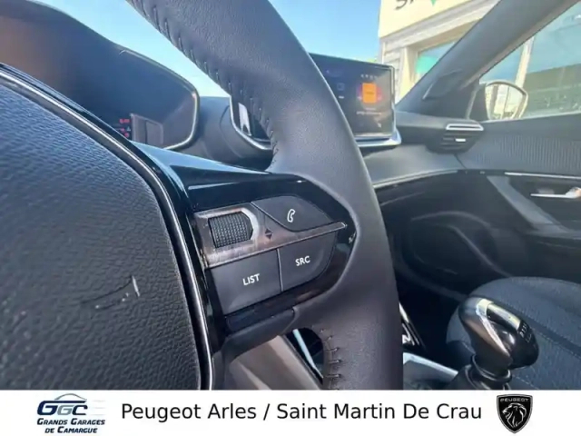 Peugeot 2008 puretech 100 s&amp;s bvm6 — photo 17