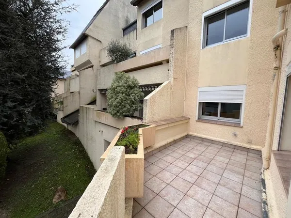 Appartement 3 pièces 8 m²