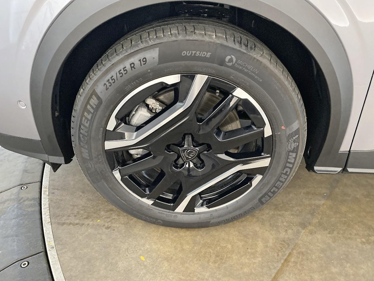 Peugeot 3008 plug-in hybrid 195 e-dcs7 gt — photo 11