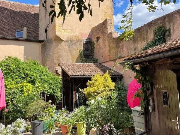 Ensemble patrimonial d'exception au coeur de Rouffach