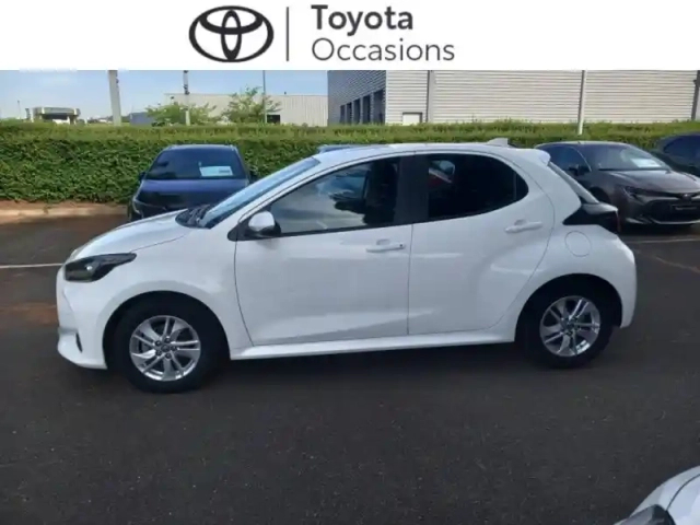 Toyota Yaris 120 vvt-i dynamic business 5p mc24 — photo 3