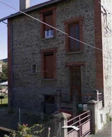 Appartement F3 plein centre ville secteur calme