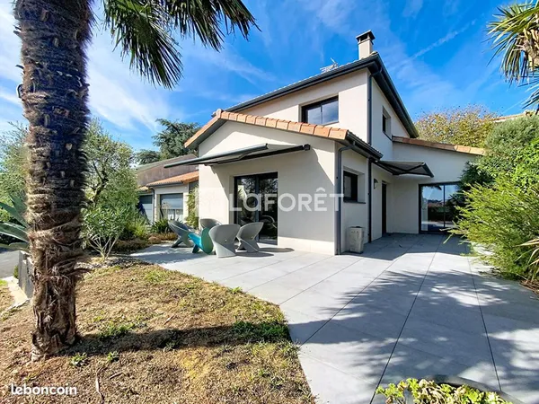 Maison 6 pièces 164 m²