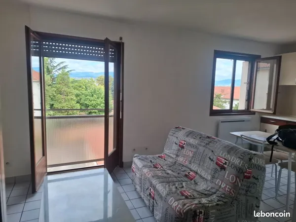 Appartement meublé 26 m² - Résidence sécurisée avec parking