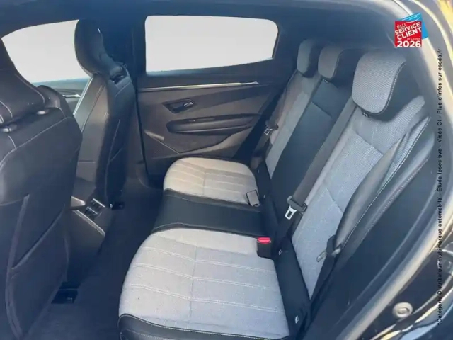 Renault Megane e-tech electric ev60 220ch techno super charge — photo 11
