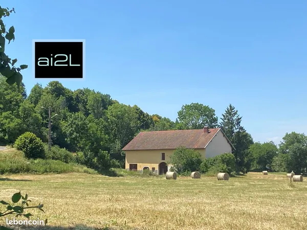 Ancienne ferme avec terrain 5 500 m²
