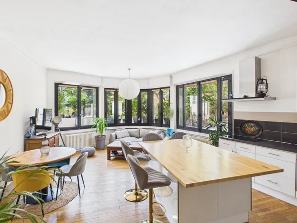 CHAMBERY, GRAND APPARTEMENT A VENDRE DE 98,55 M2 AVEC CAVE