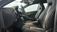 Mercedes Classe A 200 WhiteArt Edition 7G-DCT — photo 12