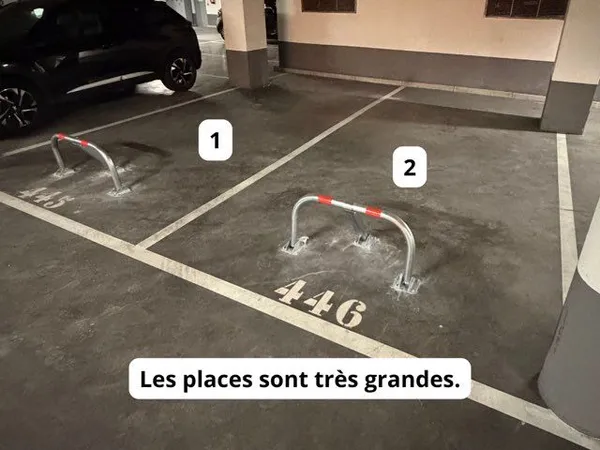 2 places de parking côte à côte - 8e arrondissement - très rare