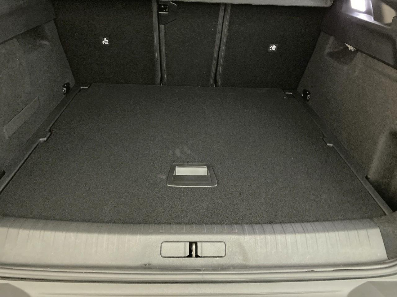 Peugeot 3008 hybrid 145 e-dcs6 gt — photo 6