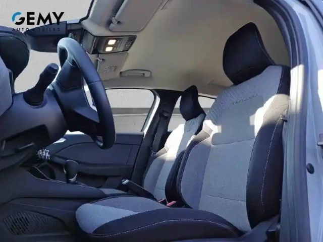 Renault Clio e-tech full hybrid 145 — photo 9