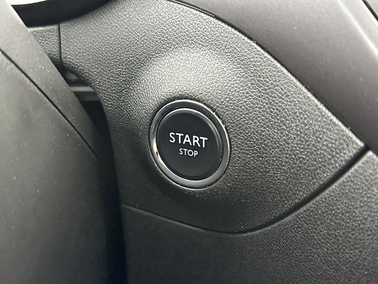 Opel Crossland x 1.2 turbo 130 ch ultimate — photo 27