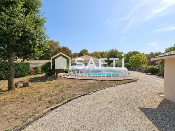 T8 au calme, plain pied, piscine, garage de 90m²