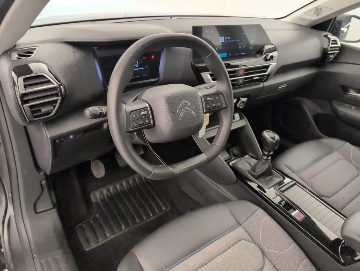 Citroën C4 — photo 12