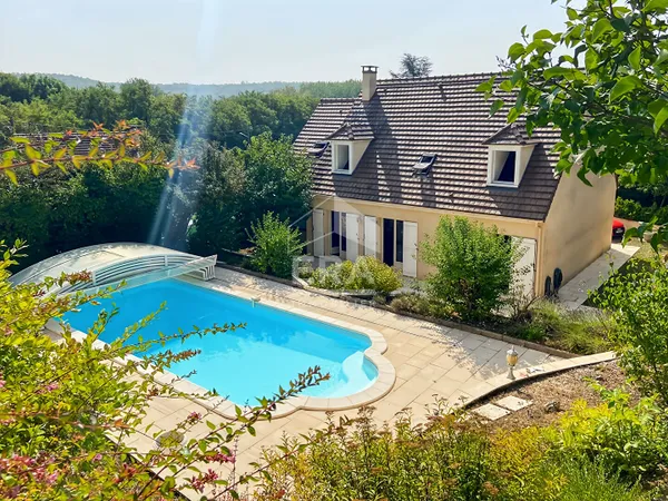 Maison 5 pièces 140 m²