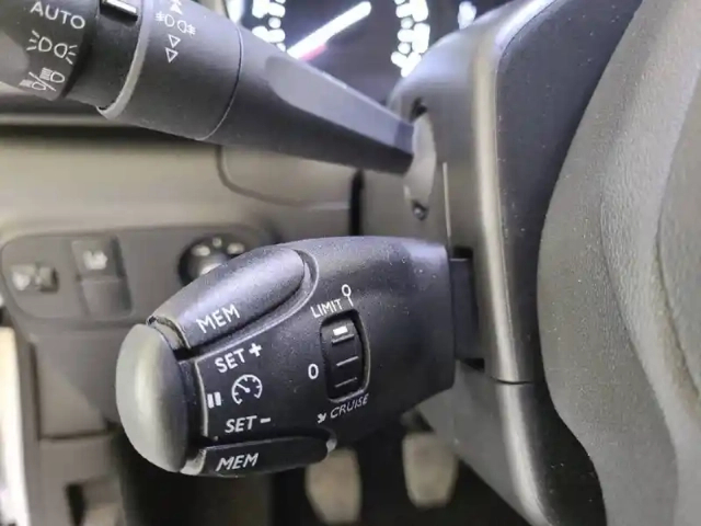 Citroën C3 bluehdi 100 s&amp;s bvm6 auto ecole — photo 21