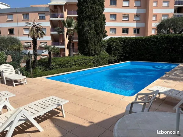 2 pièces meublé 47M2 CAP MARTIN terrasse parking