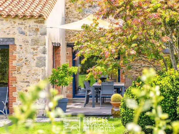 Propriété de caractère avec gîte au coeur du bocage vendéen