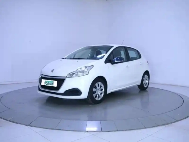 Peugeot 208 puretech 68ch bvm5 — photo 21