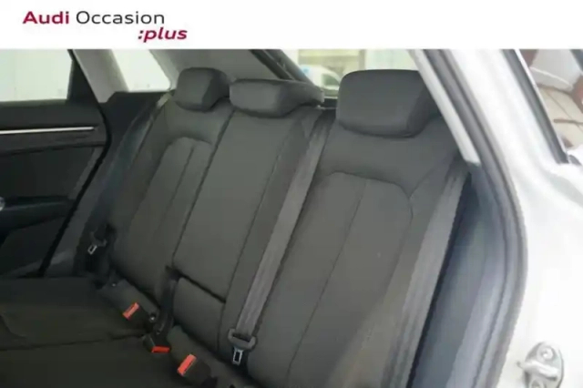 Audi Q3 35 tfsi 150 ch s tronic 7 advanced — photo 5