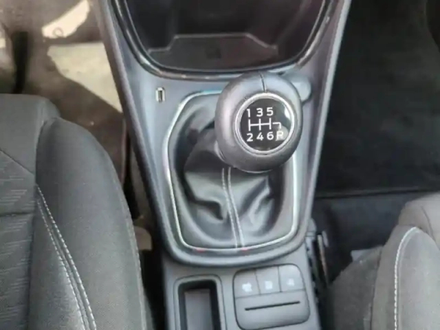 Ford Puma 1.0 flexifuel 125ch s&amp;s mhev titanium — photo 10