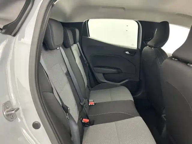 Renault Clio blue dci 100 ch gsr2 — photo 25