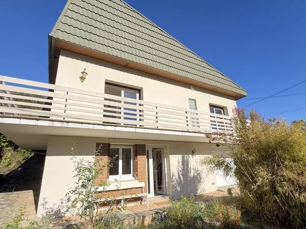Maison 8 pièces 226 m²