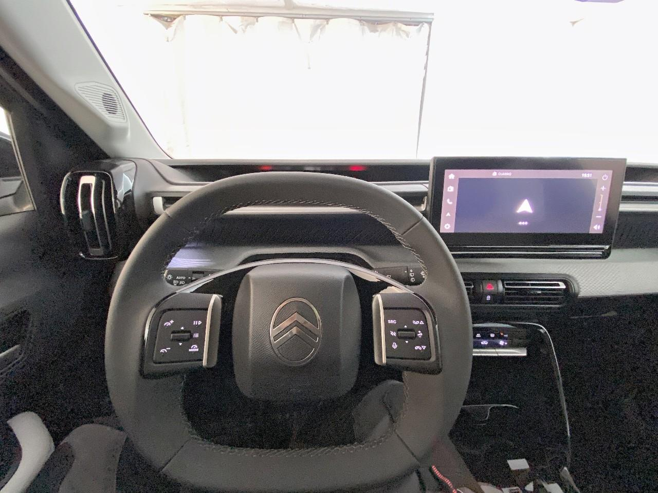 Citroën C3 Aircross hybride 145 ch aut max — photo 12