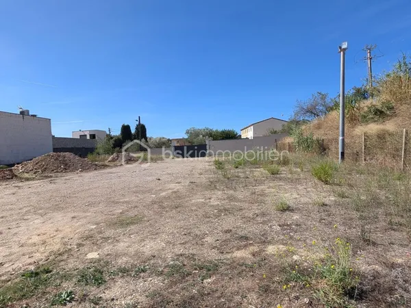 Terrain constructible zone UE Marguerittes