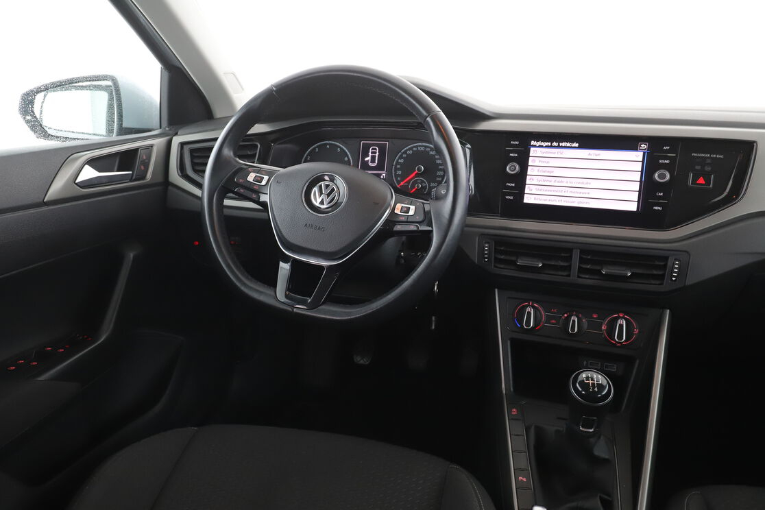 Volkswagen Polo 1.0 Confortline — photo 12
