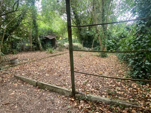 tERRAINDE 114m2+ cabanon de 15m2