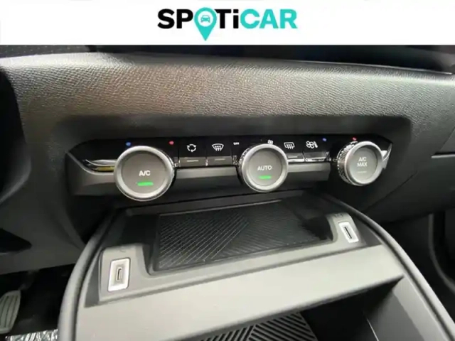 Citroën C4 bluehdi 130 s&amp;s eat8 — photo 2