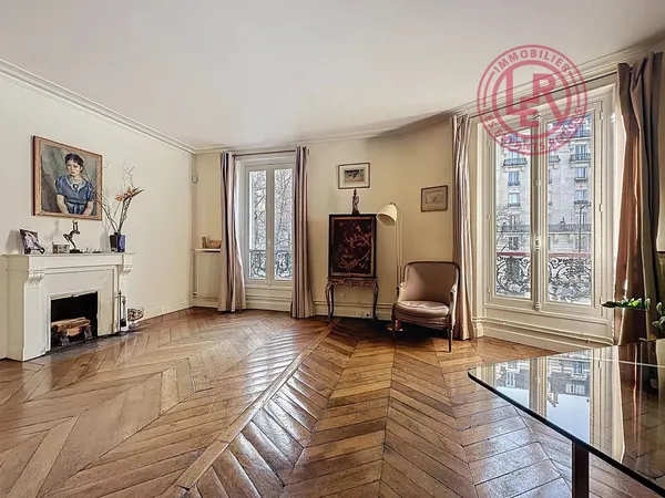 Appartement 6 pièces 163 m²